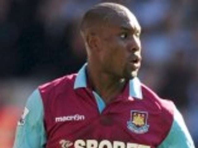West Ham accept Stoke Cole offer