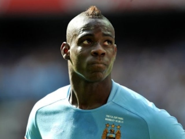 Balotelli goes home with three women