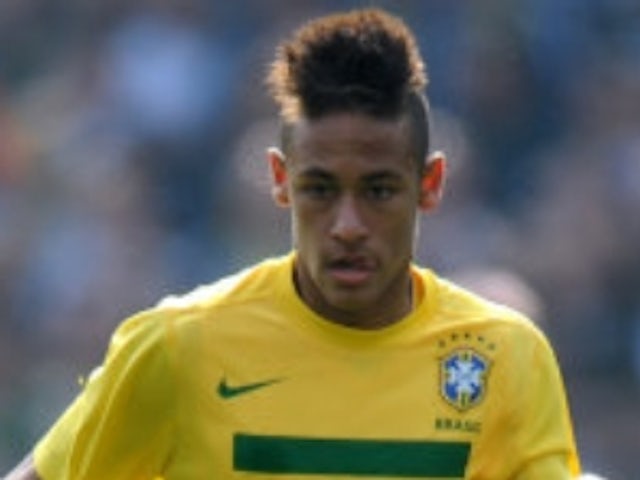 Neymar scores four for Santos