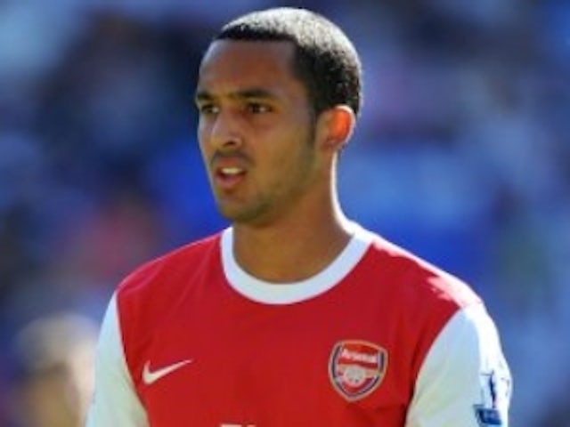 Walcott determined to finish above Spurs