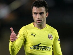 Agent tips clubs to 'take a risk' on Giuseppe Rossi