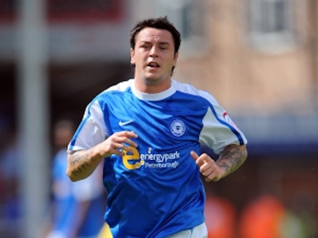 Peterborough offer Tomlin new deal