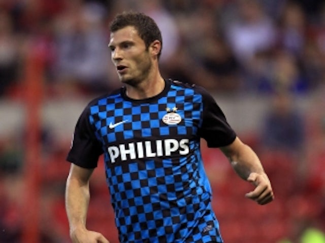 Agent: 'Pieters interested in Newcastle move'