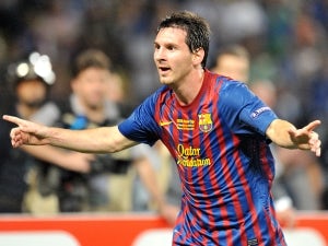 Messi plays down Villa spat