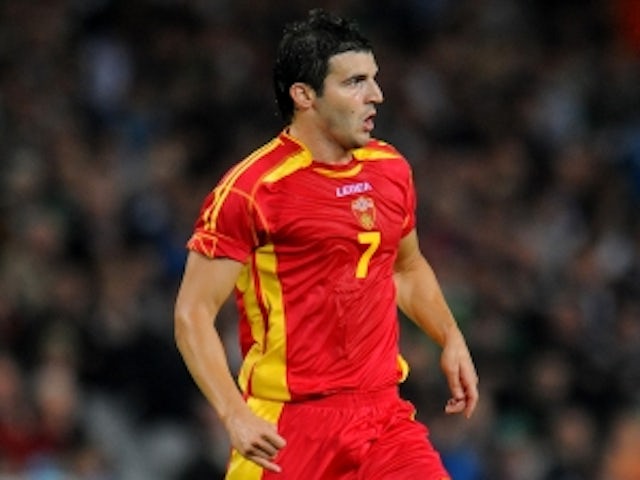 Simon Vukcevic completes Blackburn move