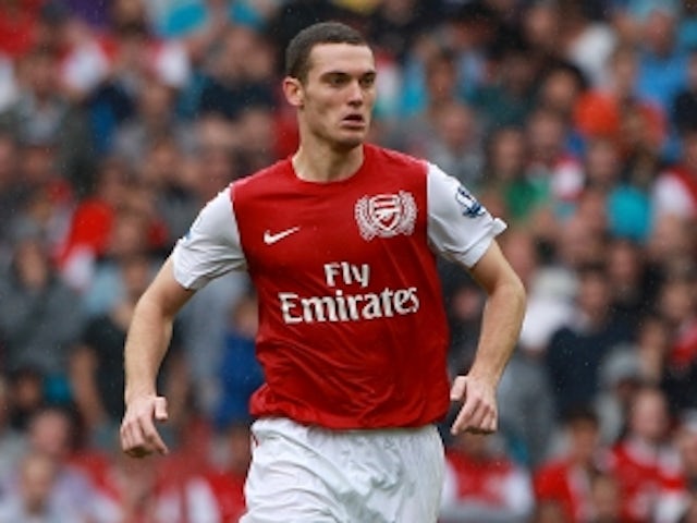Wenger: 'Vermaelen will stay at Arsenal'