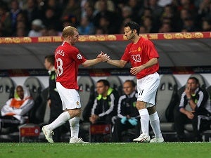 Ferguson "blessed" to have Giggs, Scholes