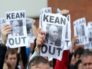 Fans 'disgusted' with Kean stay