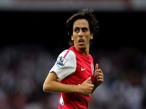 Benayoun "disappointed" by West Ham chants