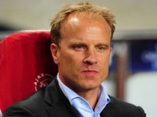Wenger wants Bergkamp return