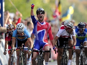 Mark Cavendish wins Sports Personality award