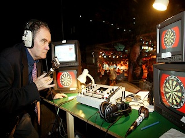 Sid Waddell diagnosed with cancer