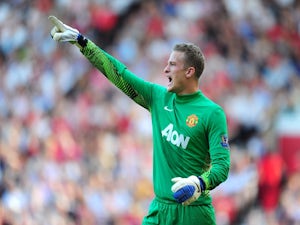 Lindegaard praises United youngsters