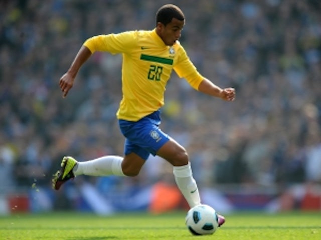 United, Real chasing Brazil star