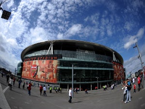 Usmanov frustrated with Arsenal board