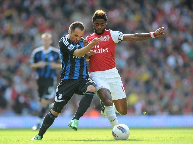 Arsenal receive no Alex Song offers