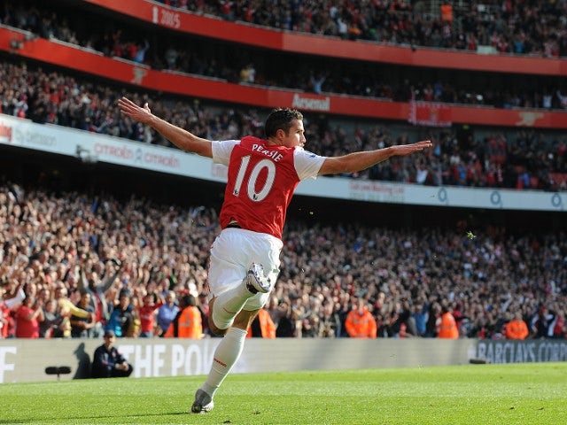 Wenger: 'RVP is committed to us'