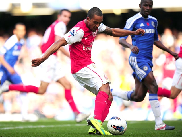 Walcott: 'Arsenal are buzzing'