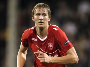 De Jong admits Liverpool approach