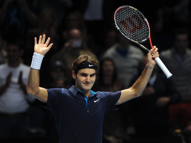 Result: Federer advances to final in London
