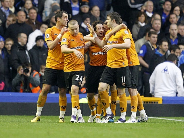 Hunt: 'Wolves desperate to stay up'