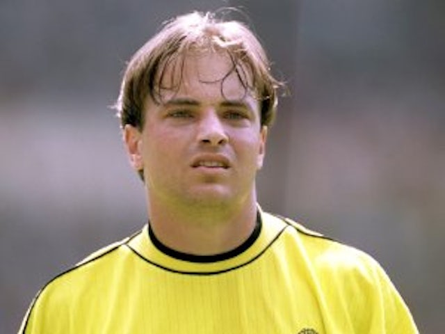 Bosnich backs Everton for top-four finish