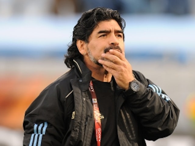 Maradona returns to Italy