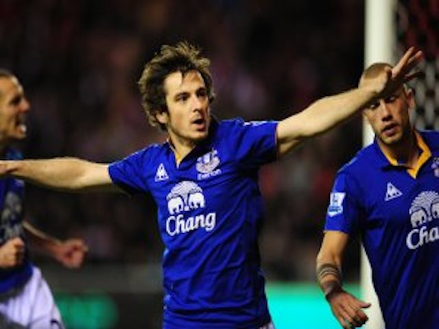 Baines: 'Let's finish above Liverpool'