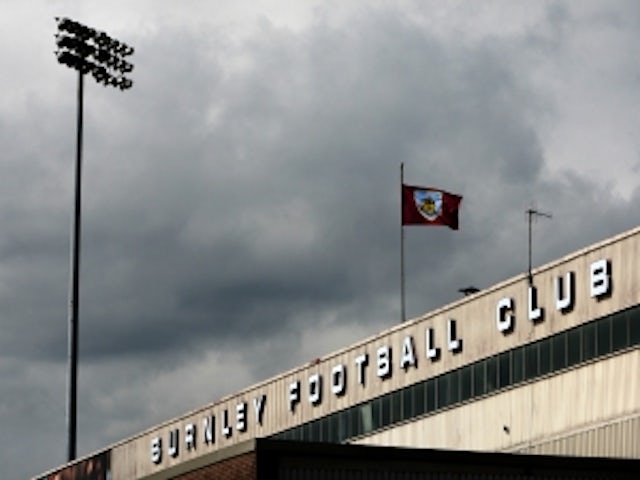 Half-Time Report: Burnley 1-0 Bolton Wanderers
