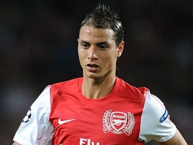 Team News: Chamakh, Squillaci start for Arsenal
