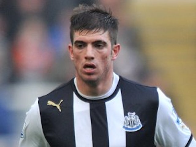 Pardew: 'Santon is happy at Newcastle'