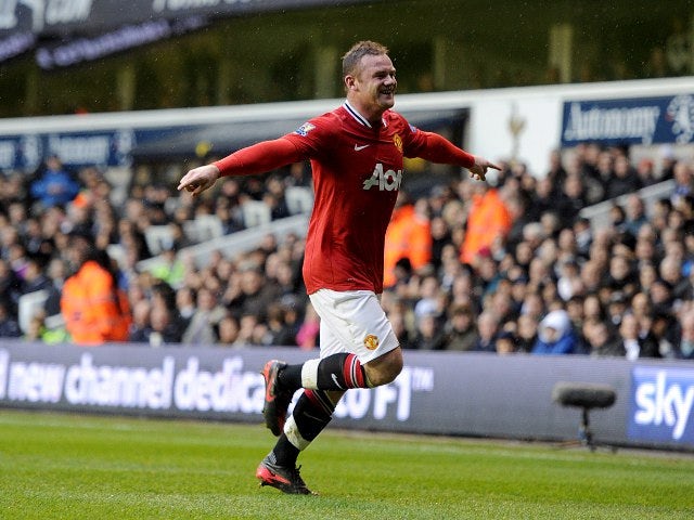 Rooney 'returns to light training'
