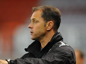 Bowen urges QPR fans to keep the faith