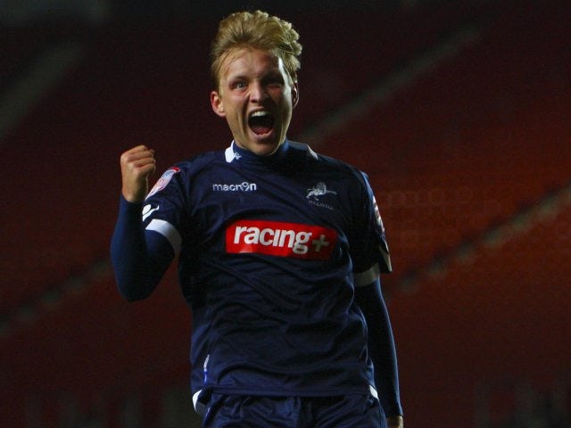 Millwall offer Wright new deal