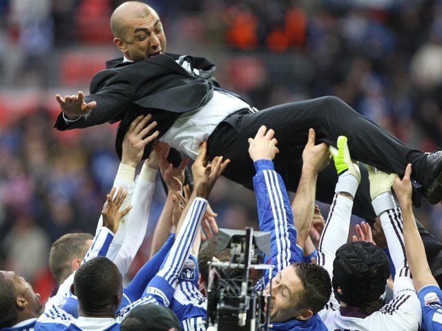 Di Matteo 'removed from Chelsea photo'