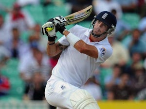 Pietersen stands firm for England