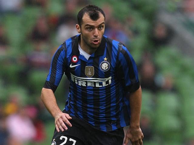 Pandev completes Napoli switch
