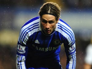 Torres joins up with Chelsea squad