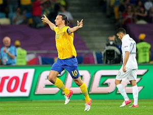 Sweden come from 4-0 down to draw