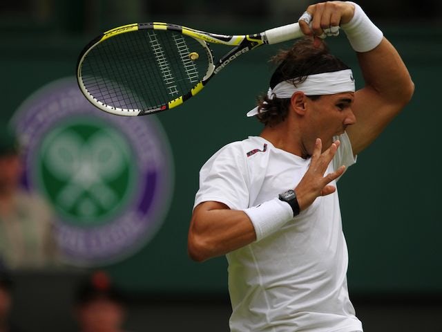 Nadal returns to training