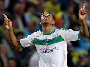 Naldo header gives Wolfsburg a point