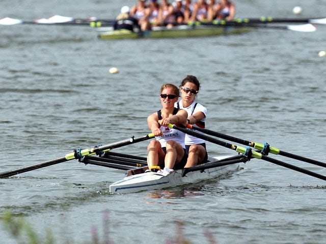 Great Britain win gold in lightweight double sculls