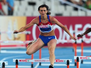 Antyukh wins 400m hurdles gold