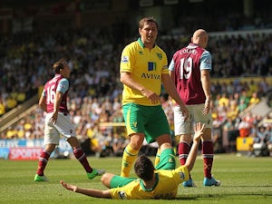 Holt scores late winner for Norwich