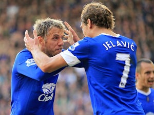 Neville hails Everton spirit