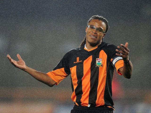 Barnet sack Robson, Davids remains in charge