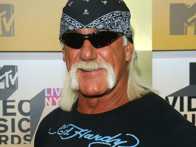 Hogan searches for new UK wrestler