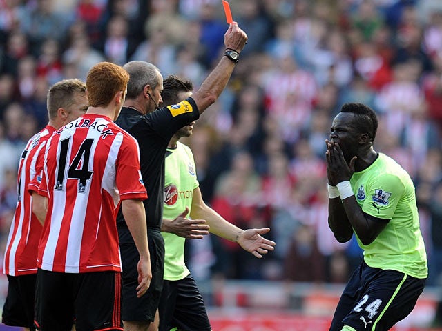 Perch defends Tiote's style