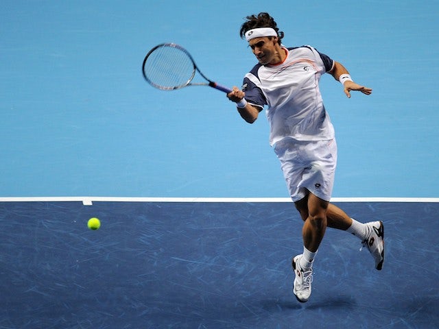 Ferrer win sets up Murray, Federer semi