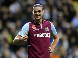 Martinez: 'West Ham getting best out of Carroll'